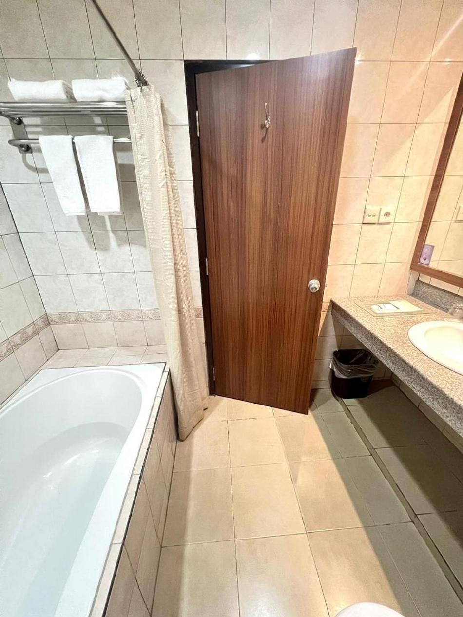 Royal Asia Hotel Palembang Eksteriør billede